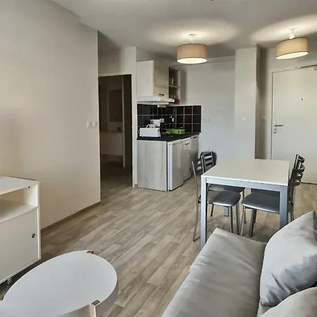 4 Personnes Pmr Apartament